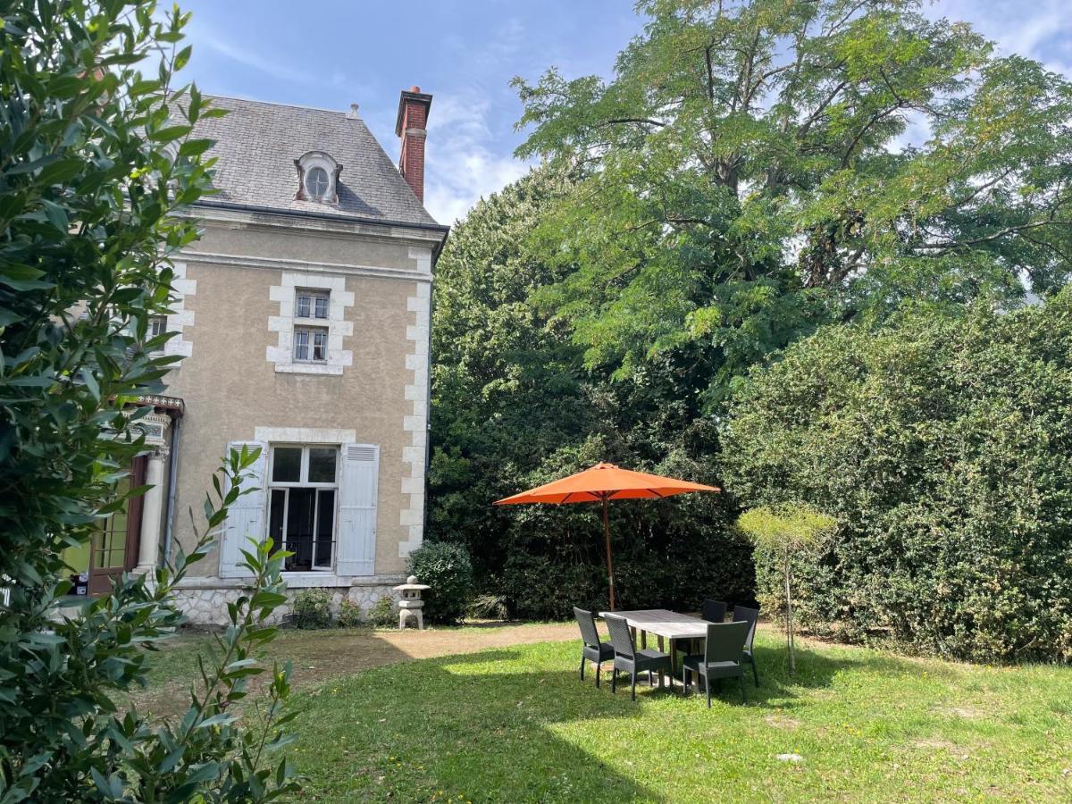 Clos Des Minimes Blois Exterior photo